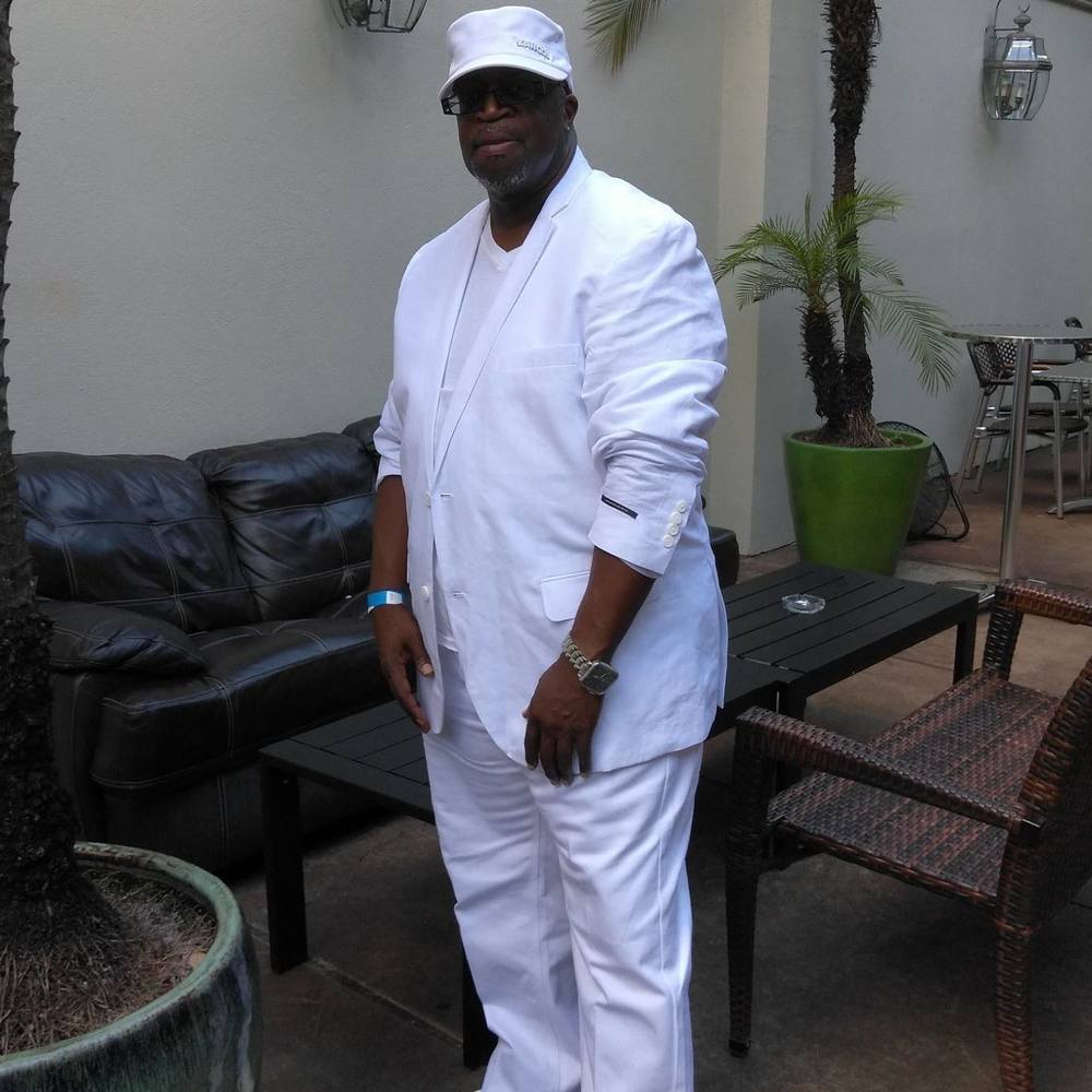 Meet your Posher, Lonnie